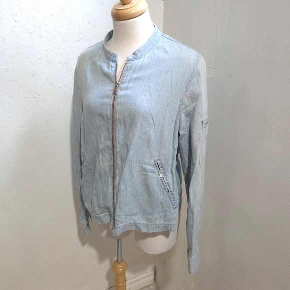 BCBGMaxAzria Light Blue Jacket - Picture 2 of 9
